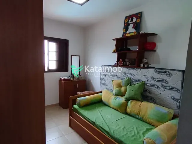 Casa 2 quartos e 2 banheiros, à venda, no bairro Vila Atlântica em Mongaguá