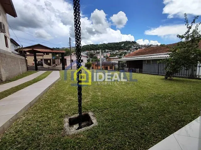 Casa 3 quartos e 2 banheiros, à venda, no bairro Guilherme Reich em Concórdia