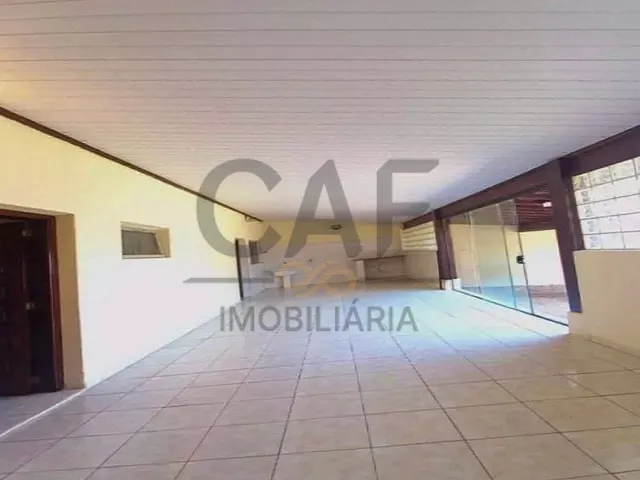 Casa com 276m² 2 quartos e 2 banheiros, à venda, no bairro Jardim Alice em Jaguariúna