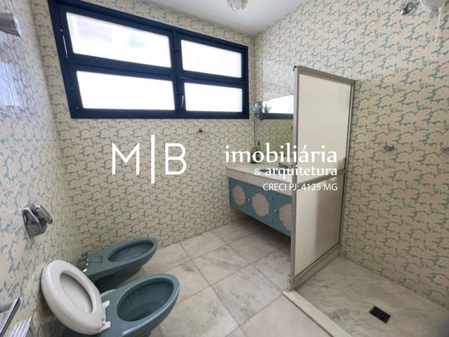 Casa com 854m² 5 quartos e 6 banheiros, à venda, no bairro CENTRO em CATAGUASES