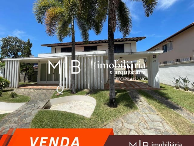 Casa com 854m² 5 quartos e 6 banheiros, à venda, no bairro CENTRO em CATAGUASES