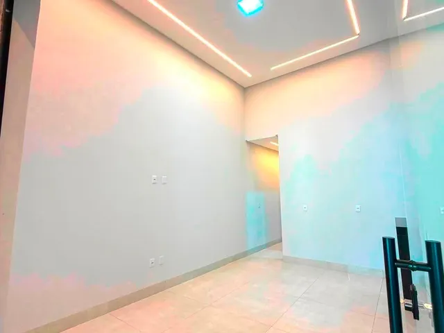 Casa com 137m² 3 quartos e 2 banheiros, à venda, no bairro Residencial Flor do Ipê II em Senador Canedo