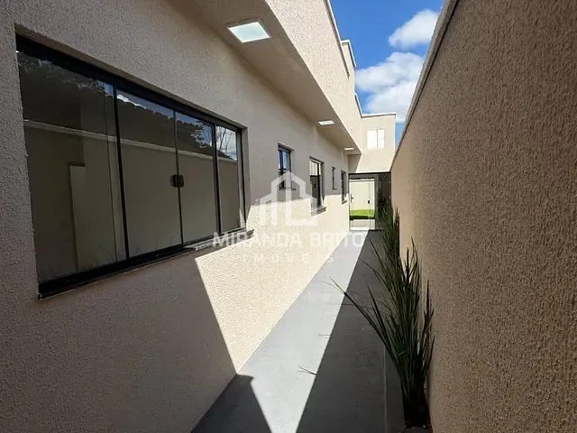 Casa 3 quartos e 2 banheiros, à venda, no bairro Vila Oliveira em Aparecida de Goiânia
