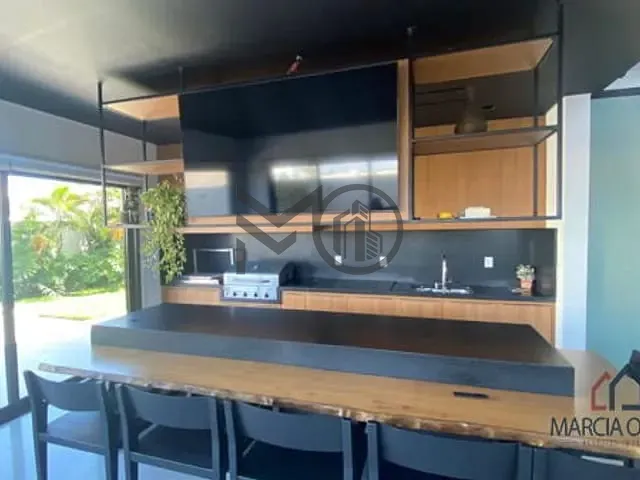 Casa com 490m² 3 quartos e 4 banheiros, à venda, no bairro Jardim Itália em Cuiabá