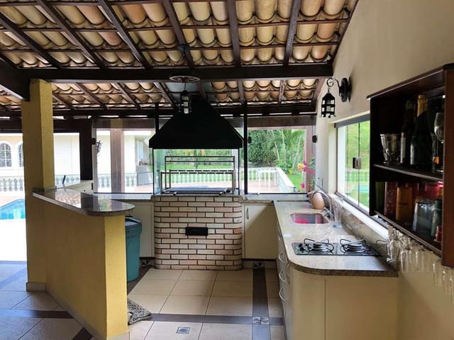 Casa com 1312m² 4 quartos e 5 banheiros, à venda, no bairro Jardim Passárgada I em Cotia