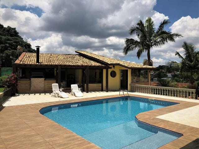Casa com 1312m² 4 quartos e 5 banheiros, à venda, no bairro Jardim Passárgada I em Cotia