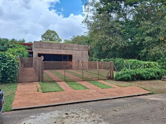 Casa com 1140m² 4 quartos e 3 banheiros, à venda, no bairro Residencial Parque Laguna I em Botucatu