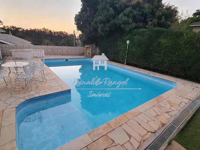 Casa com 889m² 3 quartos e 2 banheiros, à venda, no bairro Condomínio Campos de Santo Antônio em Itu