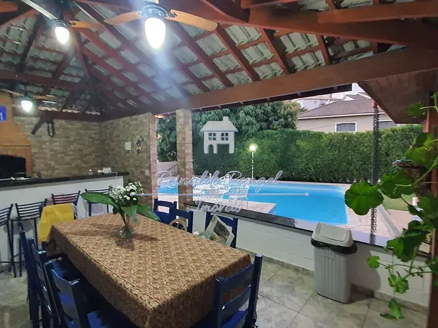Casa com 889m² 3 quartos e 2 banheiros, à venda, no bairro Condomínio Campos de Santo Antônio em Itu