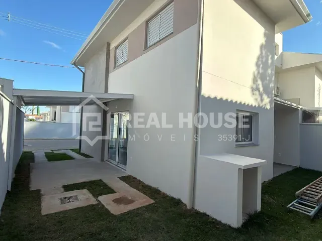 Casa 3 quartos e 3 banheiros, à venda ou para alugar, no bairro Vossoroca em Votorantim