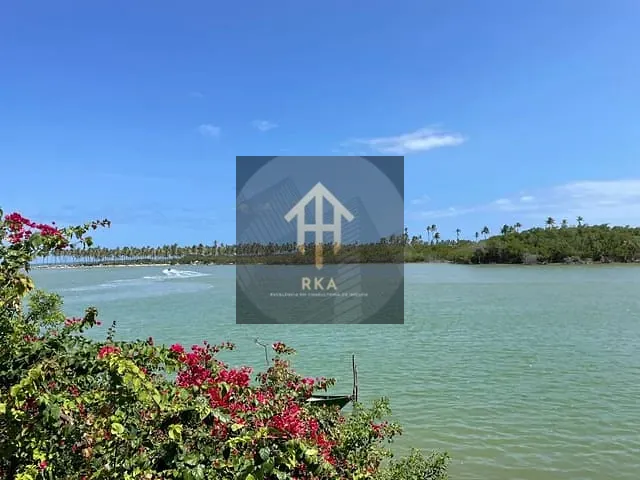 Casa com 200m² 3 quartos e 3 banheiros, à venda ou para alugar, no bairro Barra do Jacuípe em Camaçari