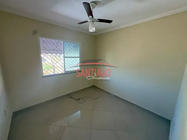 Casa 4 quartos e 1 banheiro, para alugar, no bairro Santa Afra em Santo Antônio de Pádua