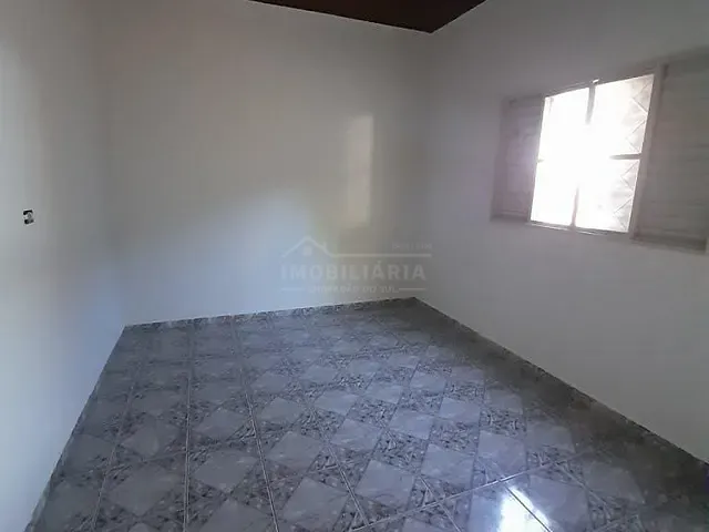Casa 3 quartos e 1 banheiro, à venda, no bairro CENTRO em Chapadão do Sul