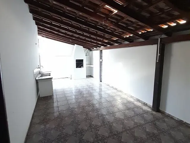 Casa 3 quartos e 1 banheiro, à venda, no bairro CENTRO em Chapadão do Sul