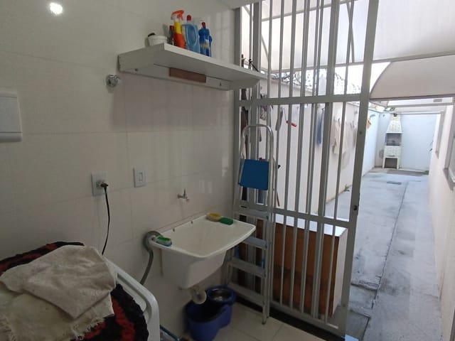 Casa com 152m² 2 quartos e 2 banheiros, à venda, no bairro Vale das Orquídeas em Contagem