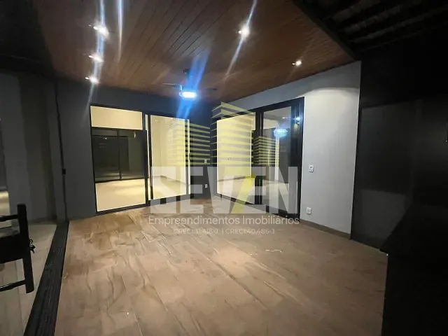 Casa com 230m² 3 quartos e 2 banheiros, à venda, no bairro Morada das Flores em Piratininga