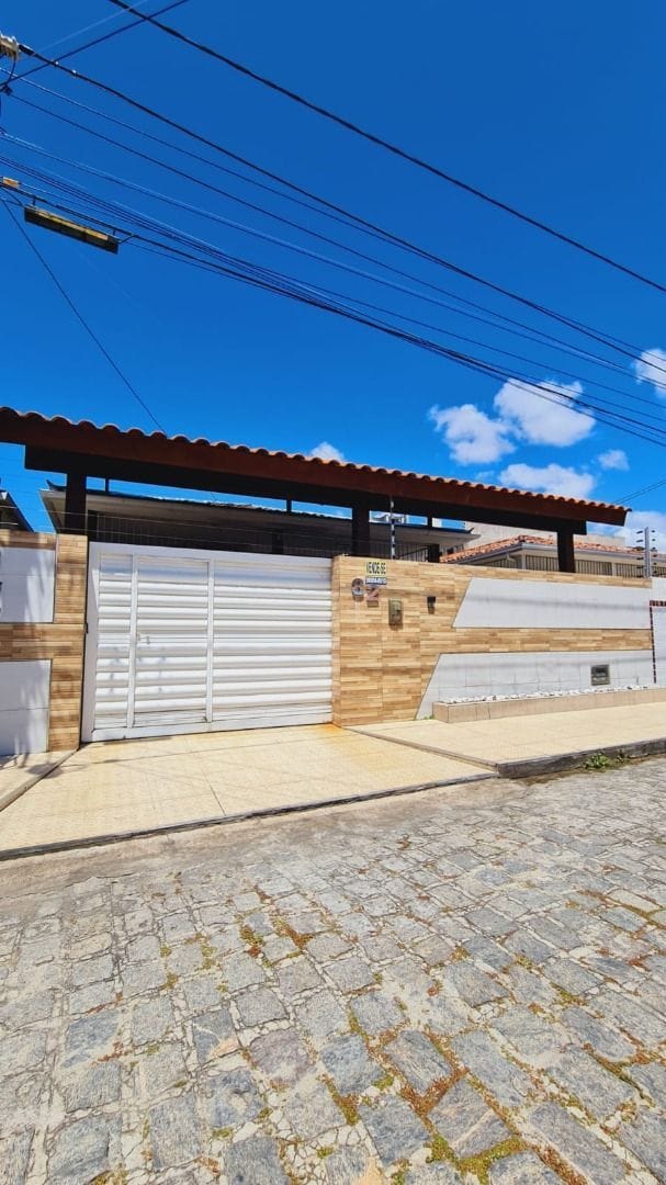 Casa com 220m² 3 quartos e 1 banheiro, à venda, no bairro Loteamento Novo Horizonte em João Pessoa