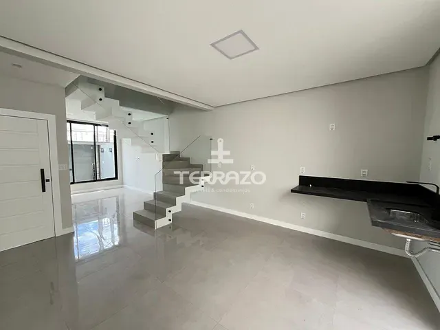 Casa com 120m² 3 quartos e 1 banheiro, à venda, no bairro MORADA DA COLINA em Volta Redonda
