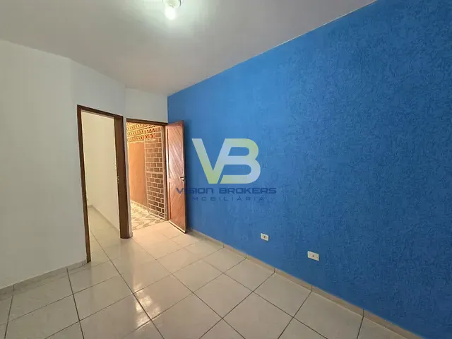 Casa com 80m² 2 quartos e 1 banheiro, à venda, no bairro Campo de Santana em Curitiba