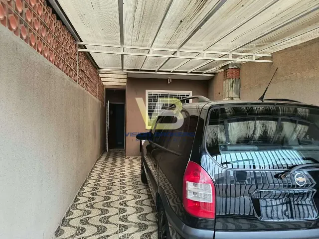 Casa com 80m² 2 quartos e 1 banheiro, à venda, no bairro Campo de Santana em Curitiba