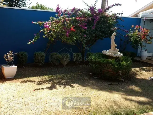 Casa 4 quartos e 3 banheiros, à venda, no bairro Jardim Holanda em Holambra