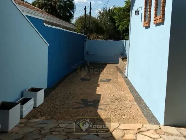Casa 4 quartos e 3 banheiros, à venda, no bairro Jardim Holanda em Holambra