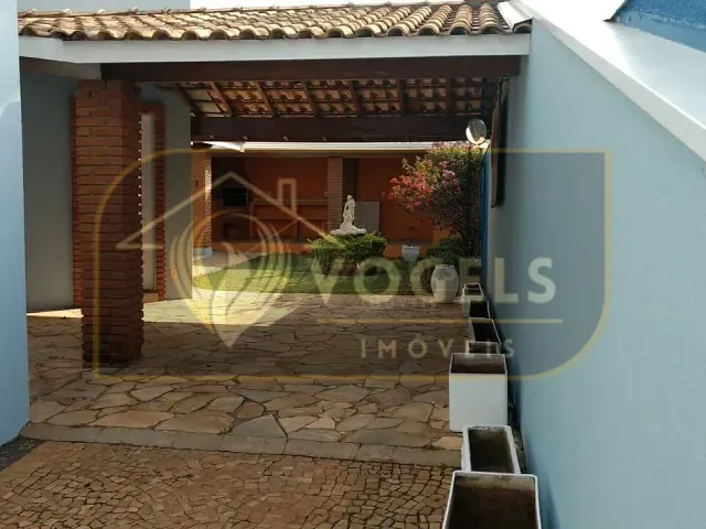 Casa 4 quartos e 3 banheiros, à venda, no bairro Jardim Holanda em Holambra