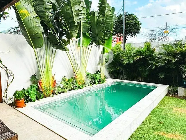 Casa 4 quartos e 5 banheiros, à venda, no bairro Cabo Branco em João Pessoa