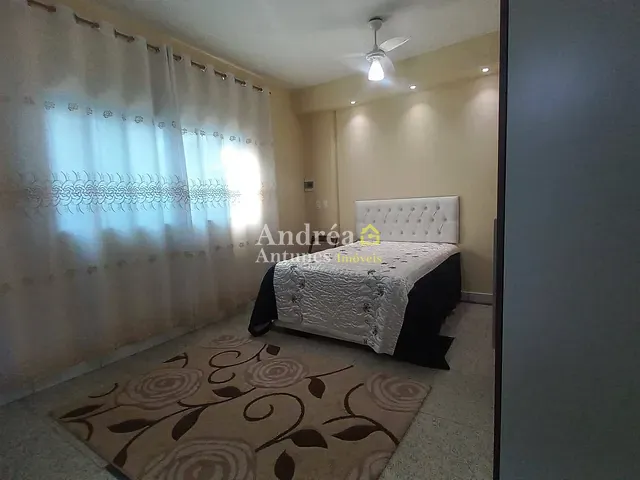 Casa com 210m² 5 quartos e 2 banheiros, à venda, no bairro Vinhateiro em São Pedro da Aldeia