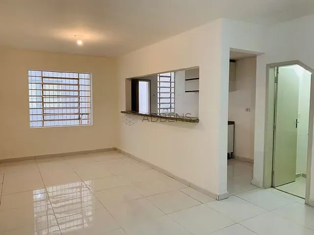 Casa 2 quartos e 3 banheiros, à venda ou para alugar, no bairro Itaim Bibi em São Paulo