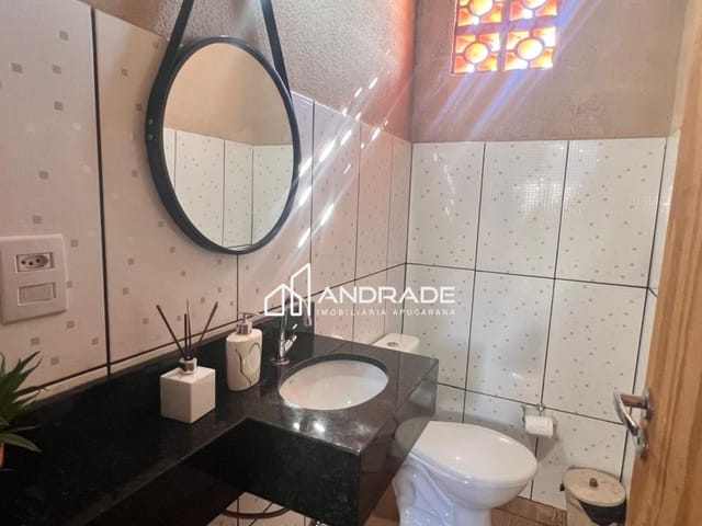 Casa com 180m² 2 quartos e 1 banheiro, à venda, no bairro Jardim Menegazzo em Apucarana