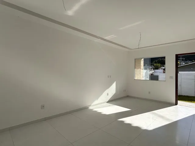 Casa 3 quartos e 2 banheiros, à venda, no bairro Campo Redondo em São Pedro da Aldeia