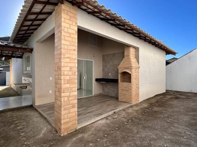 Casa 3 quartos e 2 banheiros, à venda, no bairro Campo Redondo em São Pedro da Aldeia