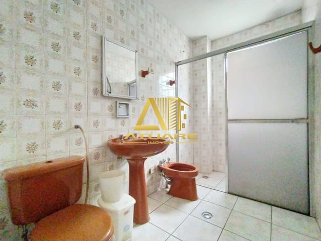 Casa com 327m² 3 quartos e 3 banheiros, à venda, no bairro CENTRO em Pouso Alegre