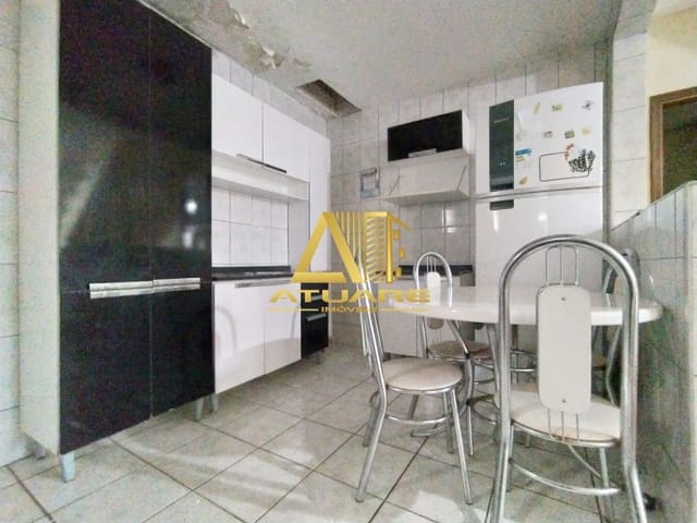 Casa com 327m² 3 quartos e 3 banheiros, à venda, no bairro CENTRO em Pouso Alegre