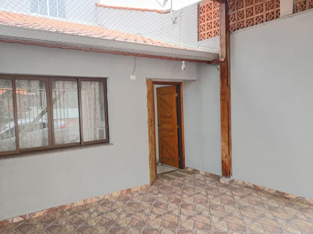 Casa 3 quartos e 1 banheiro, à venda, no bairro Jardim Utinga em Santo André