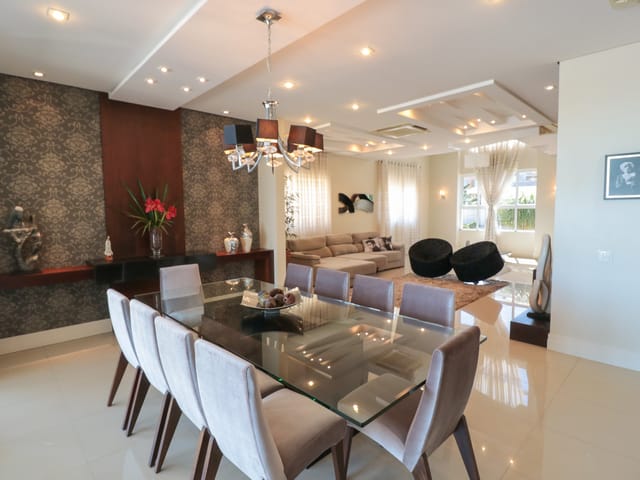 Casa com 760m², à venda, no bairro Estrela em Ponta Grossa