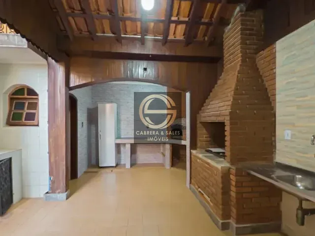 Casa 3 quartos e 4 banheiros, à venda, no bairro Vila Marieta em São Paulo