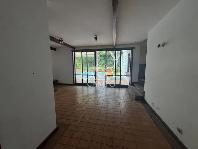 Casa com 2125m² 4 quartos e 4 banheiros, à venda, no bairro Condomínio Terras de São José em Itu