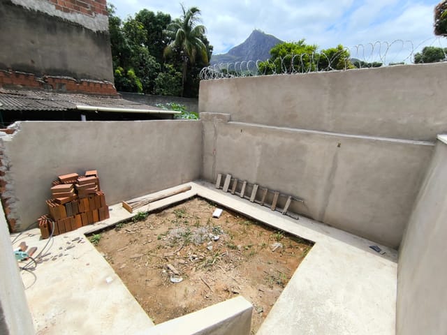 Casa com 100m² 3 quartos e 2 banheiros, à venda, no bairro Vila Isa em Governador Valadares