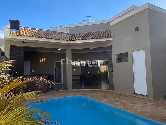 Casa 3 quartos e 3 banheiros, à venda, no bairro Ipanema em Araçatuba