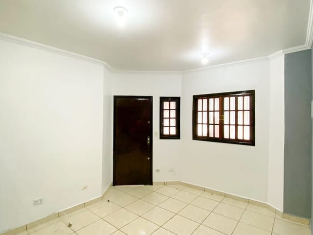 Casa com 185m² 3 quartos e 3 banheiros, à venda, no bairro Alto Ipiranga em Mogi das Cruzes