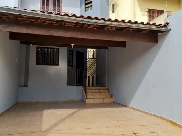 Casa com 185m² 3 quartos e 3 banheiros, à venda, no bairro Alto Ipiranga em Mogi das Cruzes