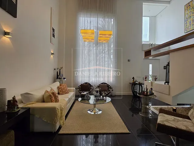 Casa com 720m² 4 quartos e 6 banheiros, à venda, no bairro Terra Bonita em Londrina