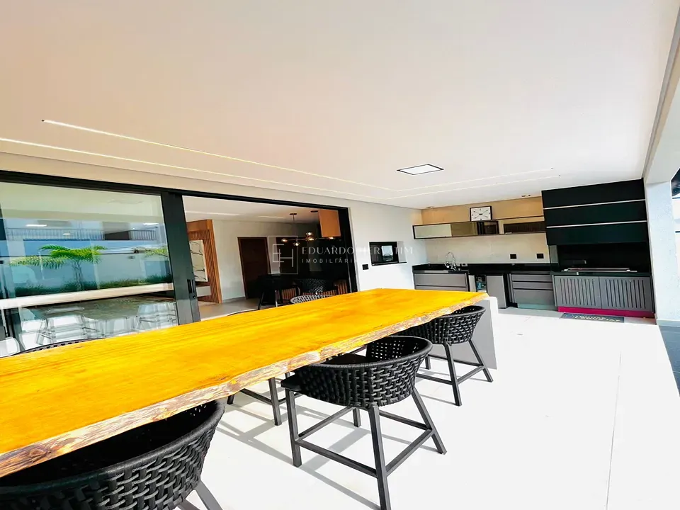 Casa, 3 quartos, 240 m² - Foto 22