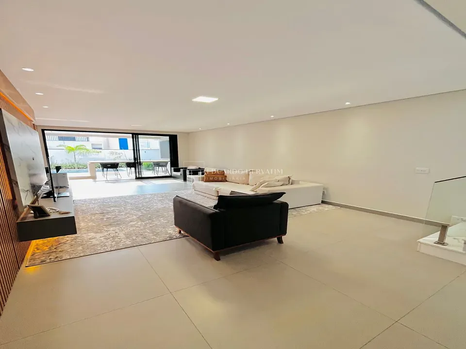 Casa, 3 quartos, 240 m² - Foto 4