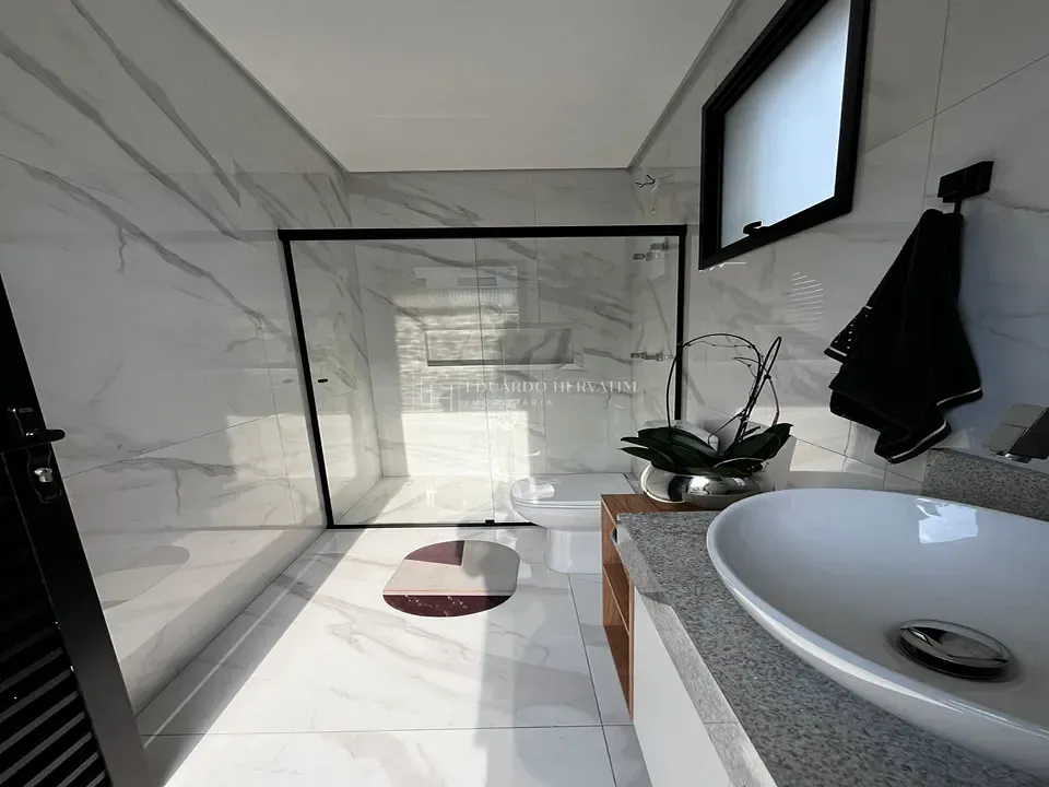 Casa, 3 quartos, 240 m² - Foto 18