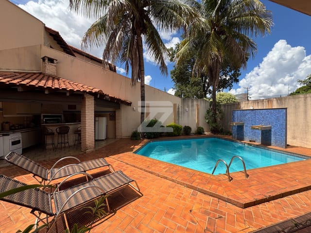 Casa com 400m² 4 quartos e 7 banheiros, à venda, no bairro Jardim Itaipú em Dourados
