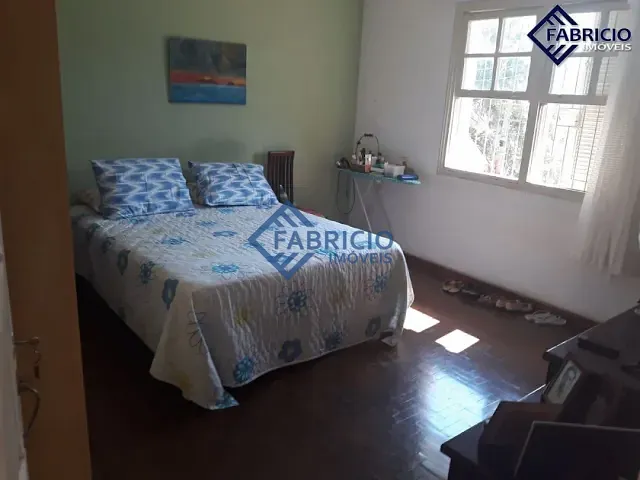 Casa com 575m² 3 quartos e 2 banheiros, à venda, no bairro Centro em Vinhedo