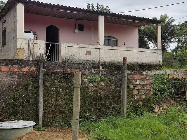 Casa com 598m² 2 quartos e 1 banheiro, à venda, no bairro Vale das Pedrinhas em Guapimirim